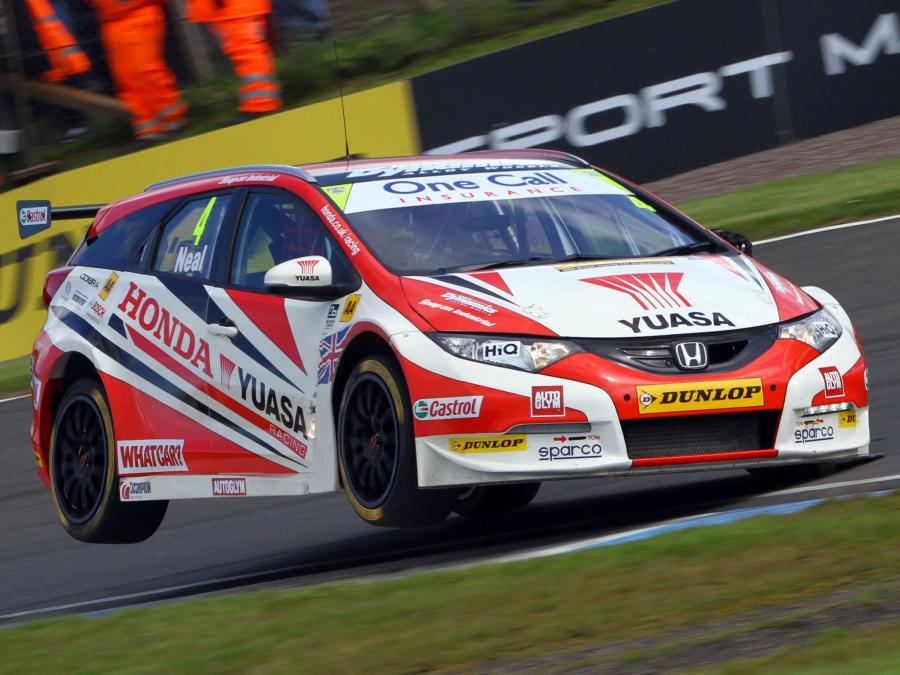  Honda Civic Tourer BTCC 2014 года  (фото 6 из 8)